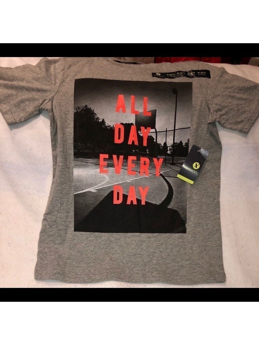 NWT kids med (10/12) xersion tShirt heather gray